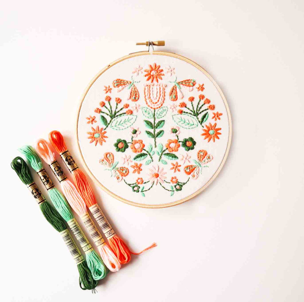 Beginner Embroidery Kit - Floral